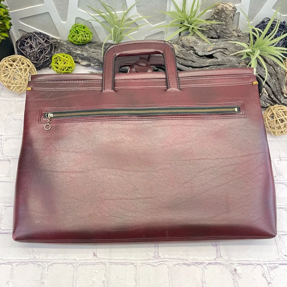 {american portfolio co} Vintage Burgundy Red Leather Attache Briefcase